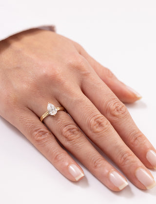 1.50 Ct Pear Lab Grown Pırlanta Yüzük