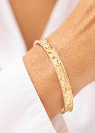 Helios Radiance 14 Ayar Altın Kelepçe