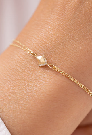 Trend Piramit Desenli Taşlı 14 Ayar Altın Bileklik