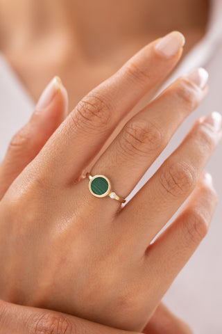 Yeşil Mine ve Taşlı 14 Ayar Altın Yüzük