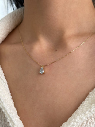 Aqua Renk Taşlı 14 Ayar Altın Kolye
