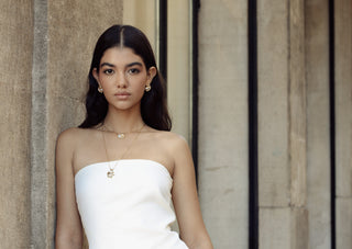 Marielle Dalga Formlu Işıltılı 14 Ayar Altın Küpe