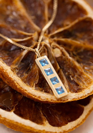 Aqua Obelisk 14 Ayar Altın Kolye