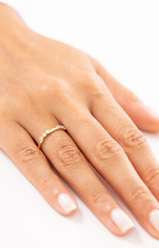 Altı Taş Detaylı Şık 14 Ayar Altın Yüzük