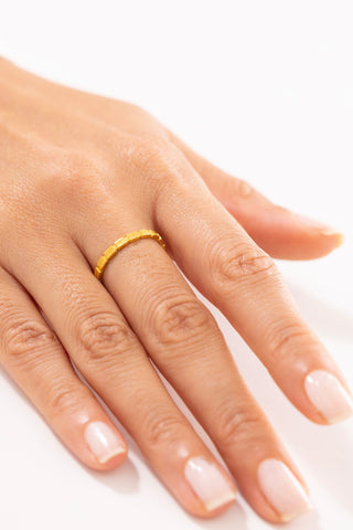 Bars Antik Dokulu İnce 14 Ayar Altın Kadın Yüzük