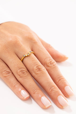 Bars Antik Işıltı Beş Taşlı 14 Ayar Altın Yüzük