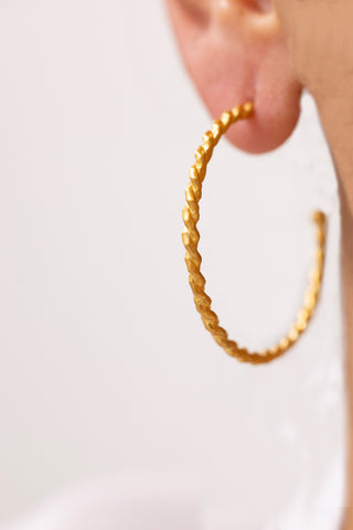 Bars Örgülü Antik Dokulu 14 Ayar Altın Halka Küpe