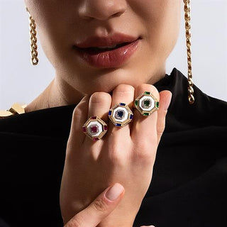 Beyaz Mineli Baget Taşlı Tektaş Yüzük