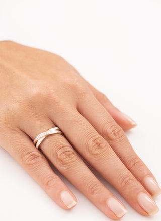 Cetaş Sedefli Çapraz Form 14 Ayar Altın Yüzük