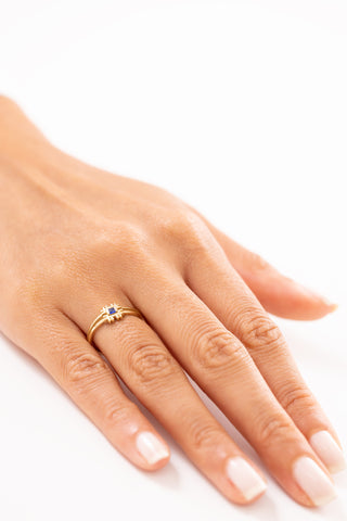 Geometrik Mavi Taşlı Çift Bant 14 Ayar Altın Yüzük