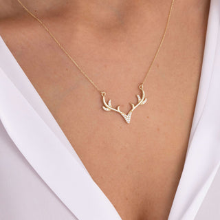 Taşlı Ren Geyiği 14 Ayar Altın Kolye