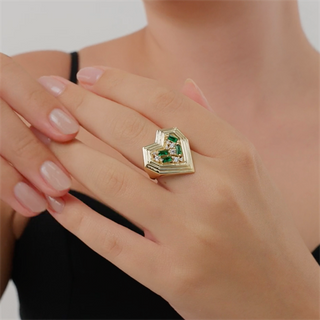 Kalp Yeşil Baget Taşlı Yüzük