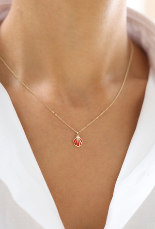 Kırmızı Mineli Deniz Kabuğu 14 Ayar Altın Kolye