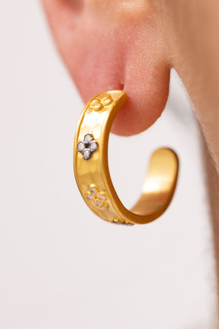 Bars Antik Çiçek Motifli Taşlı 14 Ayar Altın Halka Küpe