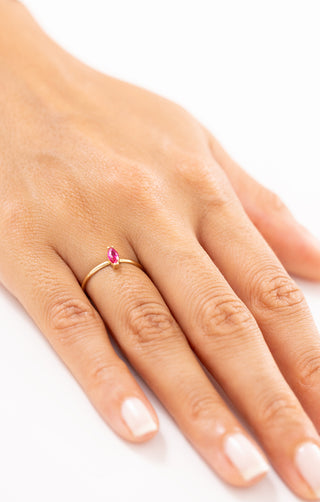 Marquise Kesim Pembe Taşlı 14 Ayar Altın Yüzük