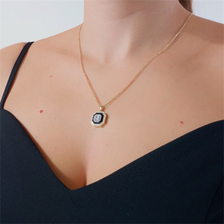 Mineli Taşlı Tasarım Kolye