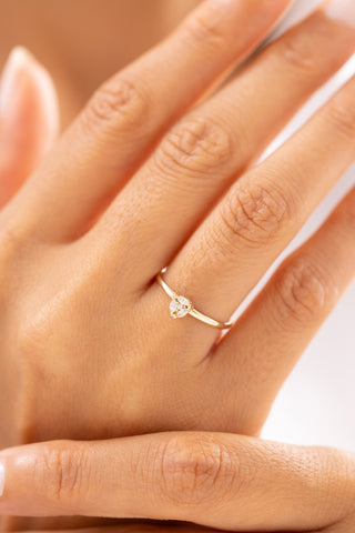 Minimal Tektaş 14 Ayar Altın Yüzük