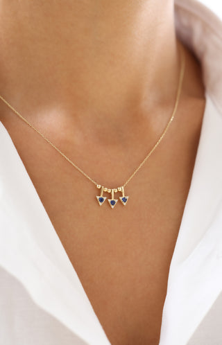 Modern Üçgen Figürlü Mavi Taşlı 14 Ayar Altın Kolye