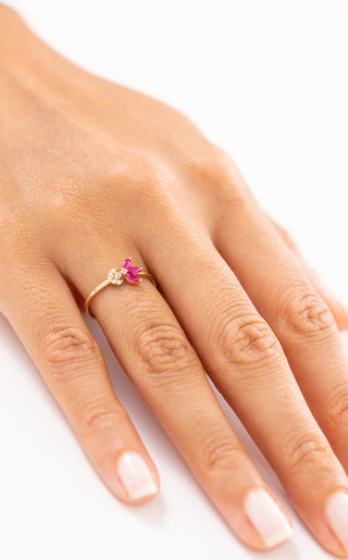 Romantik Pembe Taşlı Çiçek 14 Ayar Altın Yüzük