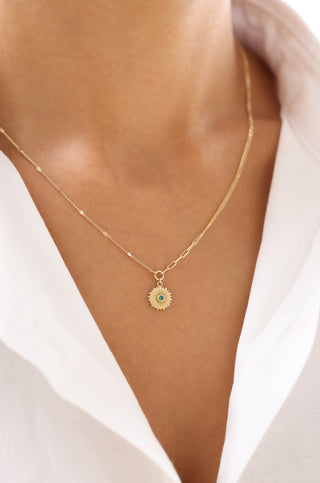 Yeşil Taşlı Güneş Figürlü 14 Ayar Altın Kolye